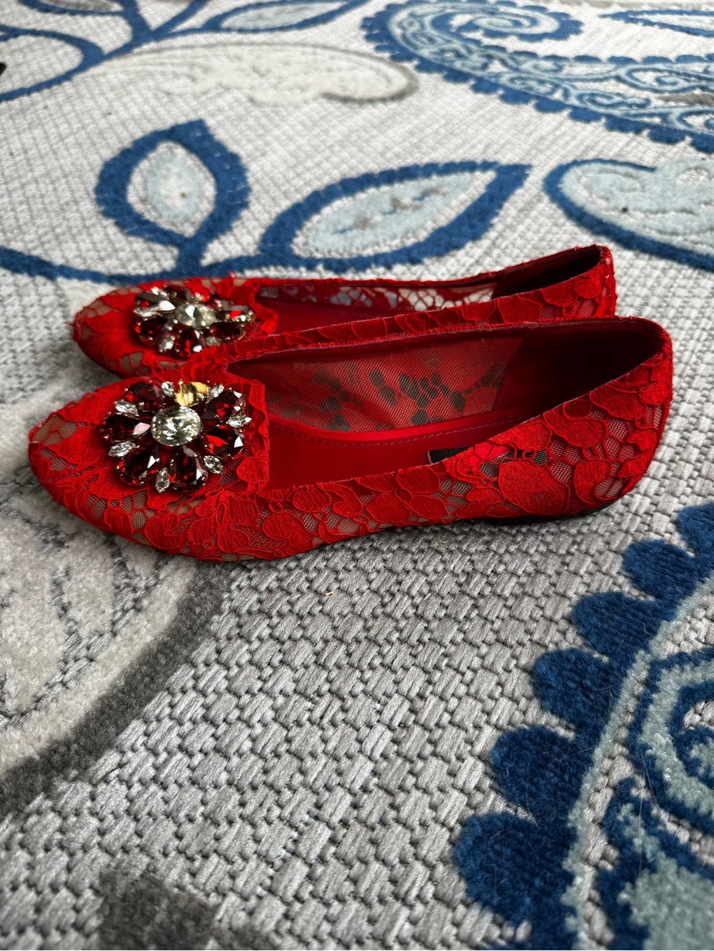 Dolce & Gabbana Belluci Red Taormina Lace Crystal Brooch Flats/Loafers